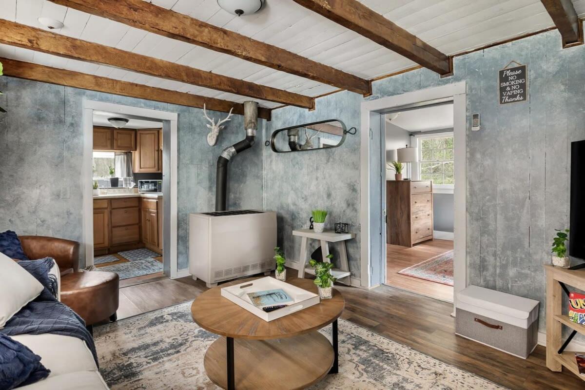 Creekside Cabin W Hot Tub, Fire Pit, Grill, Wifi! Basye Zewnętrze zdjęcie